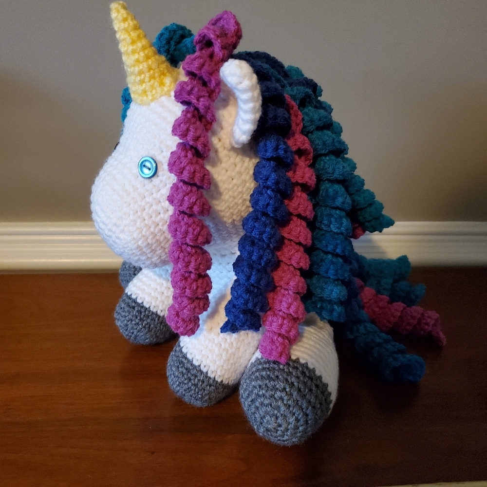 Crochet unicorn - Picture 2 of 3